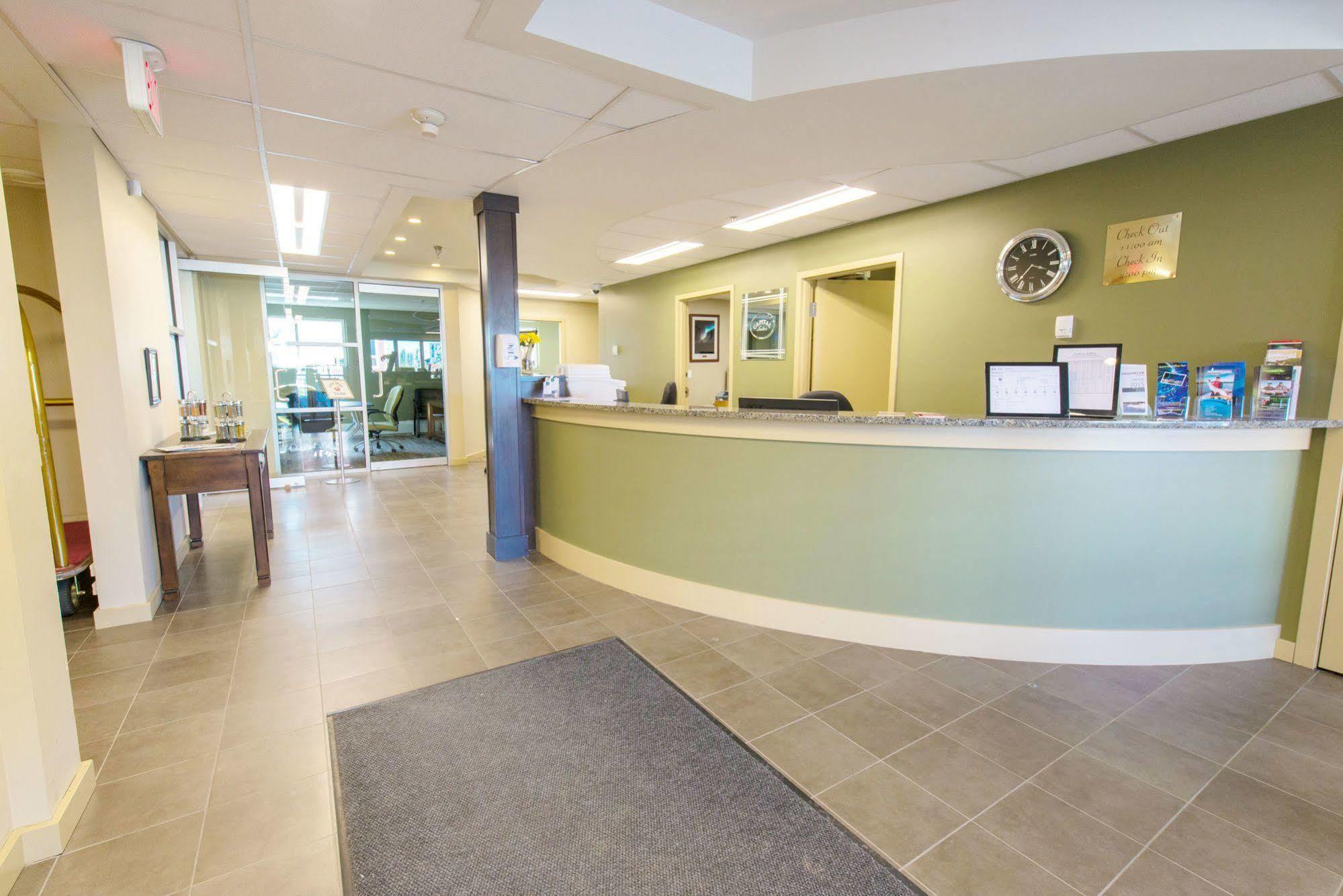 Capital Suites Yellowknife Exterior photo